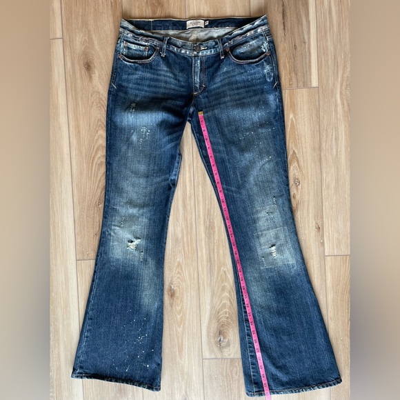 Abercrombie & Fitch Distressed 100% Cotton Y2K Low Rise Flare Jeans Size 6 - Picture 5 of 8